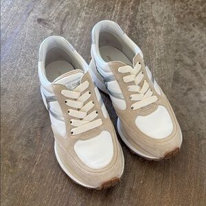 Veronica Beard 8 Sneakers